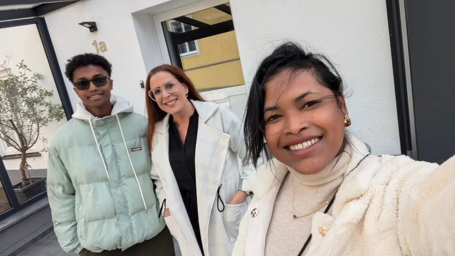 TOP7 Recruiting / Consulting - Nato+Tiana+Jirina -Selfie